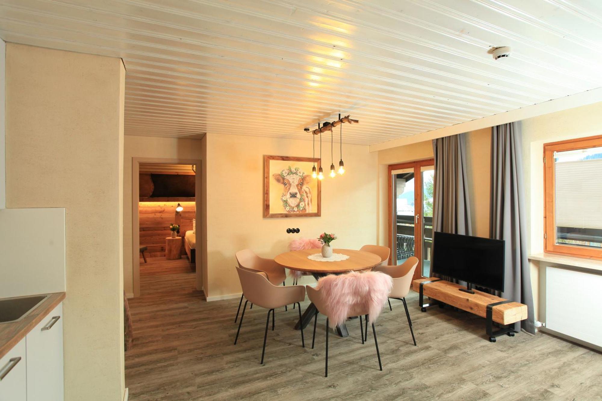 Bromm Guest house 3*